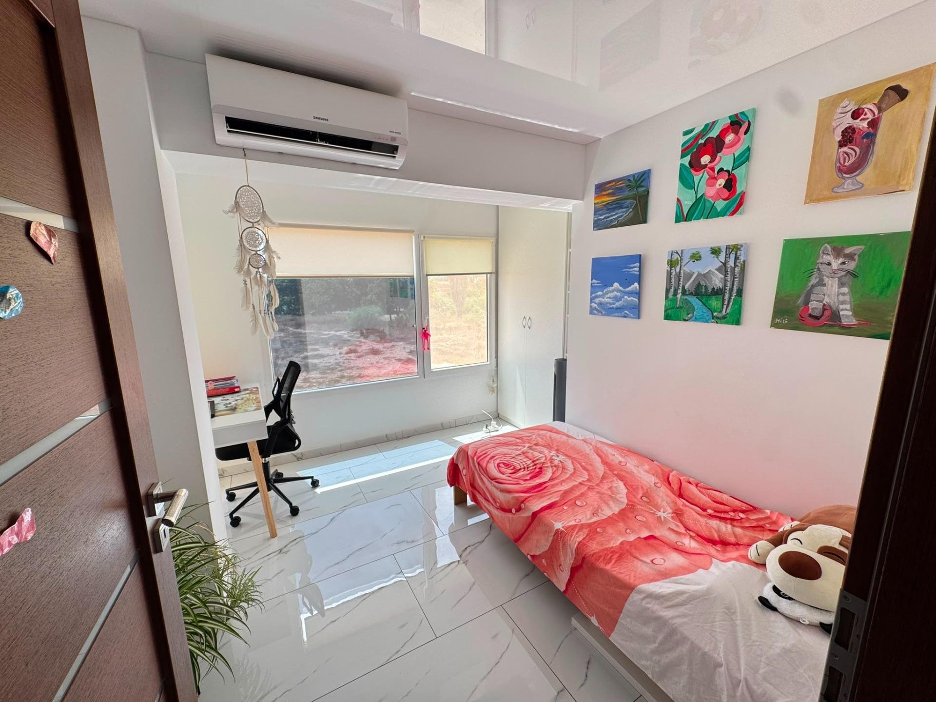 Apartment in Torrevieja, Alicante, Spain 2 bedrooms, 81 sq.m. No. 193141
