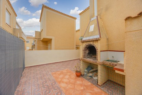 Villa à vendre à Torrevieja, Alicante, Espagne, 3 chambres, 73 m2 No. 193140 - photo 30