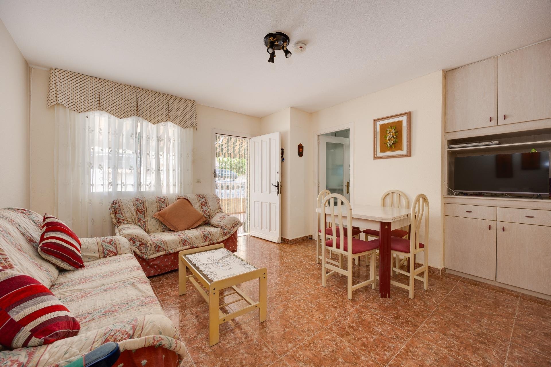 Willa w Torrevieja, Alicante, Hiszpania 3 sypialnie, 73 mkw. nr 193140