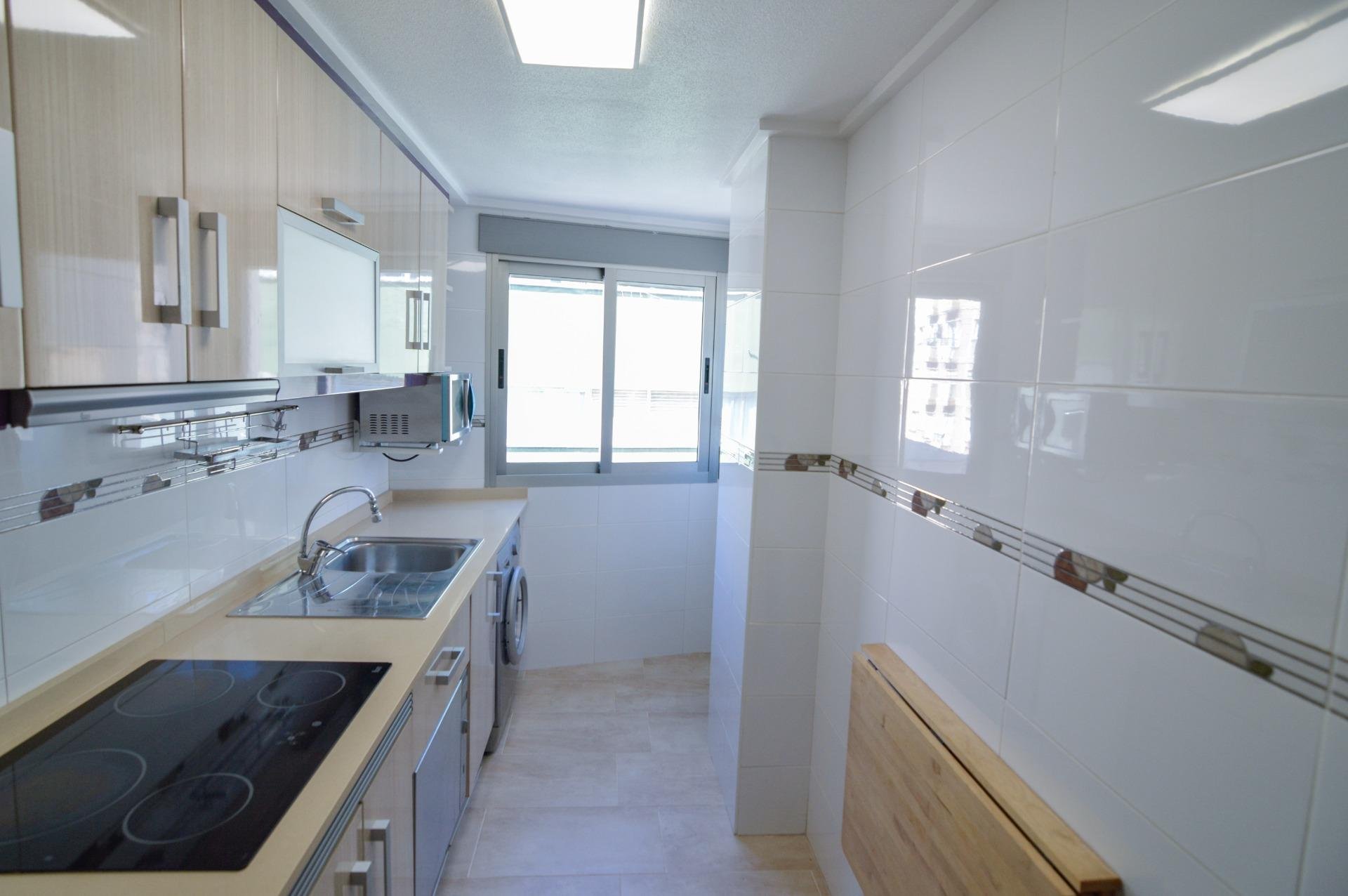 Huoneisto Torrevieja, Alicante, Espanja 2 makuuhuonetta, 75 m2 No. 193137