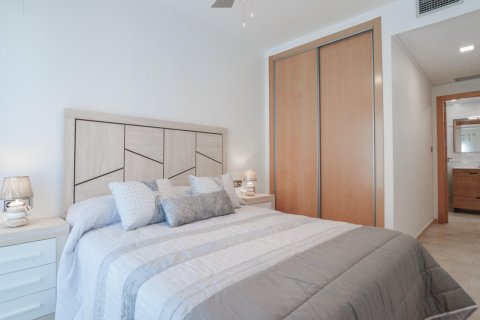 Продажа квартиры в Торревьеха, Аликанте, Испания 2 спальни, 75м2 №193137 - фото 14