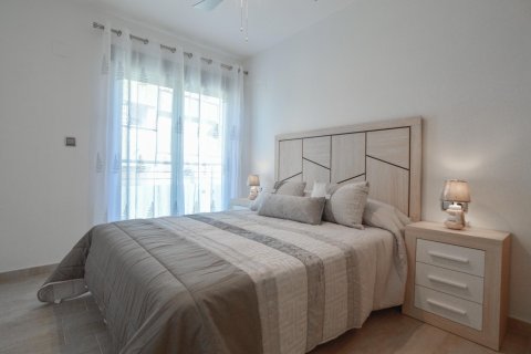 Продажа квартиры в Торревьеха, Аликанте, Испания 2 спальни, 75м2 №193137 - фото 11