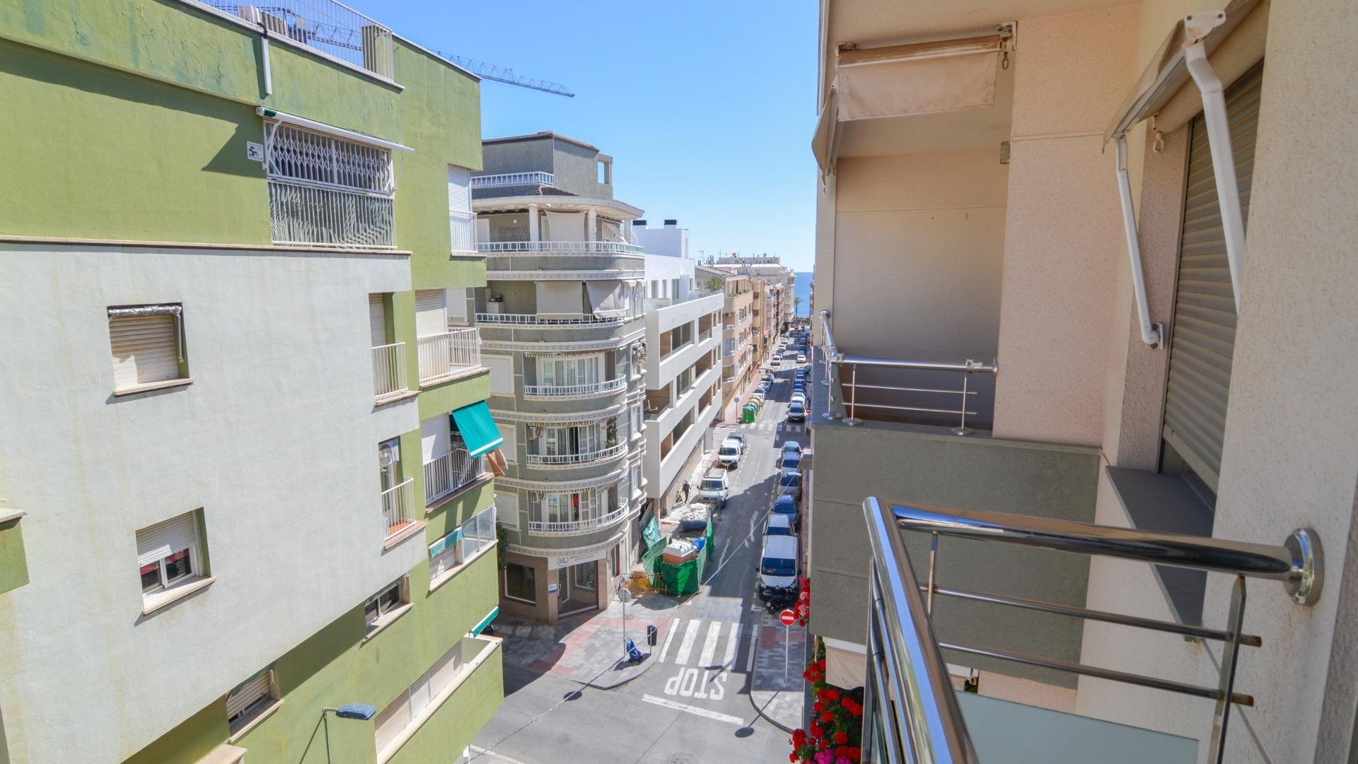 Huoneisto Torrevieja, Alicante, Espanja 2 makuuhuonetta, 75 m2 No. 193137