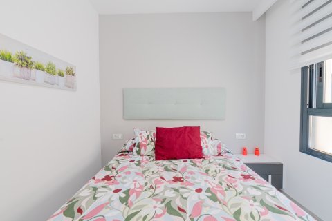 Apartamento en venta en Mil Palmeras, Alicante, España 2 dormitorios, 76 m2 No. 146163 - foto 22