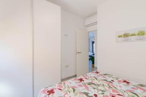 Apartamento en venta en Mil Palmeras, Alicante, España 2 dormitorios, 76 m2 No. 146163 - foto 23