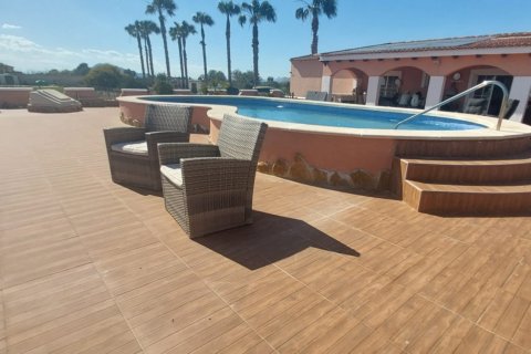 Māja pārdošanā Dolores, Alicante, Spānijā 3 istabas, 239 m2 Nr. 153585 - attēls 2