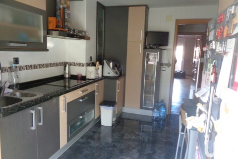 Сasa en venta en Trobajo del Camino, León, España 3 dormitorios, 120 m2 No. 153582 - foto 6