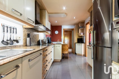 Продажа дома в Матадепера, Барселона, Испания 4 спальни, 441м2 №153583 - фото 7