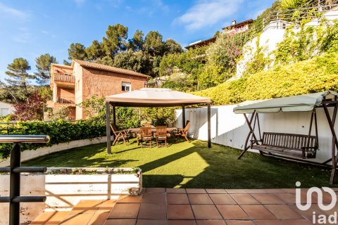 Продажа дома в Матадепера, Барселона, Испания 4 спальни, 441м2 №153583 - фото 8