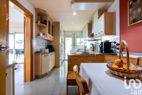 Продажа дома в Матадепера, Барселона, Испания 4 спальни, 441м2 №153583 - фото 5