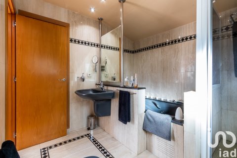 Продажа дома в Матадепера, Барселона, Испания 4 спальни, 441м2 №153583 - фото 24