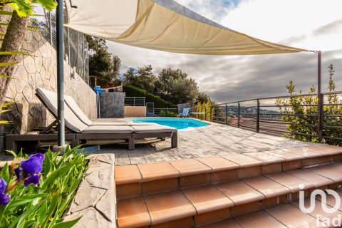 Продажа дома в Матадепера, Барселона, Испания 4 спальни, 441м2 №153583 - фото 13