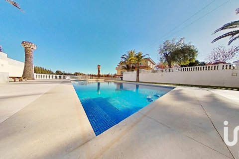 Сasa en venta en Novelda, Alicante, España 5 dormitorios, 483.18 m2 No. 153584 - foto 5