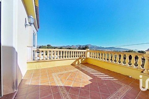 Сasa en venta en Novelda, Alicante, España 5 dormitorios, 483.18 m2 No. 153584 - foto 14