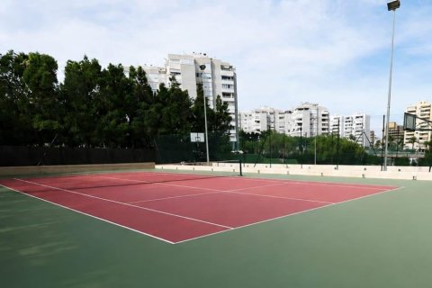 Huoneisto myytävänä Cabo De Las Huertas, Alicante, Espanja, 3 makuuhuonetta, 89.74 m2 No. 181263 - kuva 24