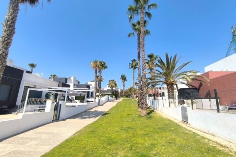 Dzīvoklis pārdošanā Algorfa, Alicante, Spānijā 2 istabas, 74 m2 Nr. 181259 - attēls 22