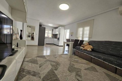 House for sale in Ciudad Quesada, Alicante, Spain 4 bedrooms, 127 sq.m. No. 181261 - photo 5