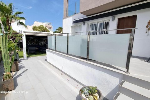 Villa zum Verkauf Torrevieja, Alicante, Spanien 3 Schlafzimmer, 164 m2 Nr. 137651 - Foto 2