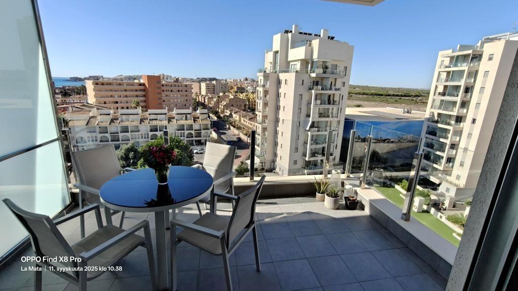 Квартира в Ла Мата, Аликанте, Испания 2 спальни, 73м2 №137650