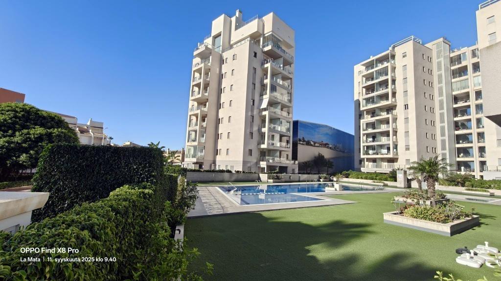 Квартира в Ла Мата, Аликанте, Испания 2 спальни, 73м2 №137650