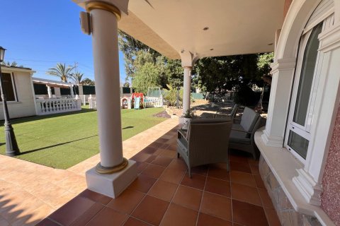 Villa for sale Callosa de Segura, Alicante, Spain 7 bedrooms, 616 sq.m. No. 137652 - photo 9