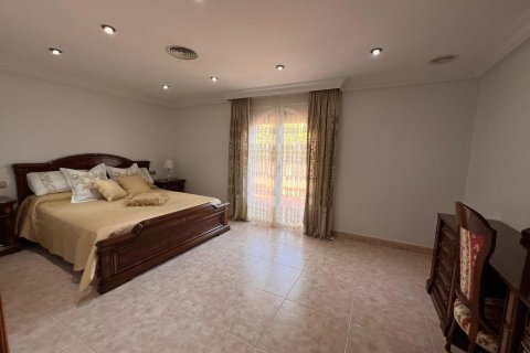 Villa for sale Callosa de Segura, Alicante, Spain 7 bedrooms, 616 sq.m. No. 137652 - photo 18