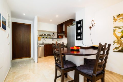 Apartment for sale Punta Prima, Alicante, Spain 2 bedrooms, 75 sq.m. No. 137655 - photo 5