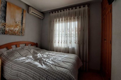 Villetta a schiera in vendita a Punta Prima, Alicante, Spagna 2 camere da letto, 110 mq. N° 155373 - foto 6