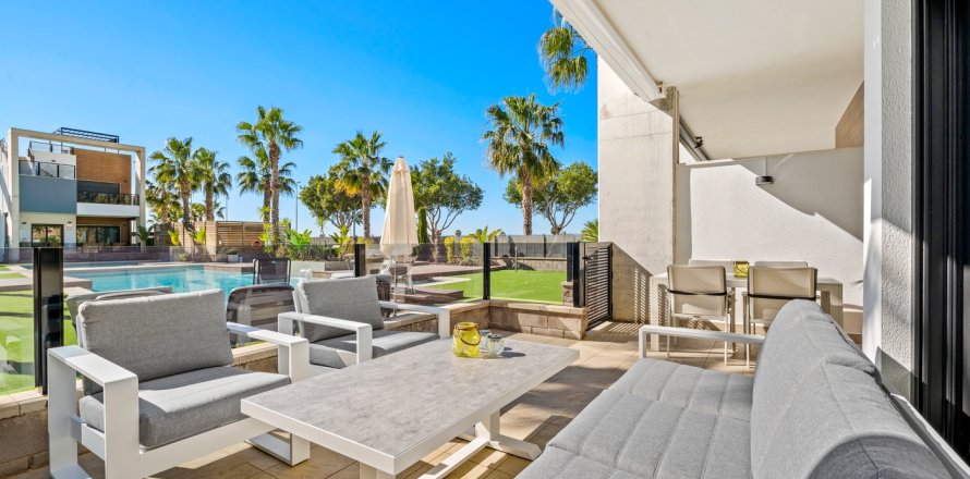 Квартира в Гуардамар-дель-Сегура, Аликанте, Испания 2 спальни,  №155374