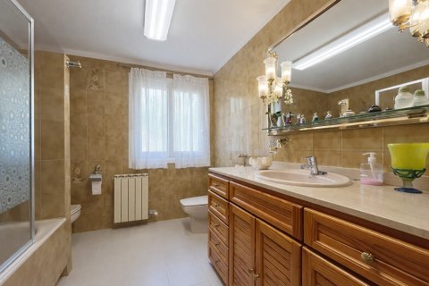Villa for sale in Palma de Majorca, Mallorca, Spain 5 bedrooms, 222 sq.m. No. 179854 - photo 15