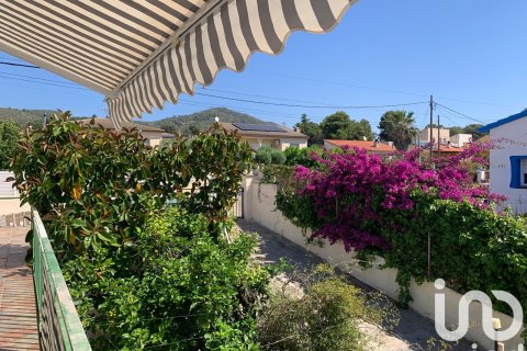 Продажа дома в Таррагона, Испания 2 спальни, 138м2 №152988 - фото 19