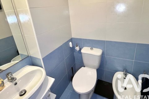 Huoneisto myytävänä Oropesa del Mar, Castellon, Espanja, 2 makuuhuonetta, 130 m2 No. 152989 - kuva 23