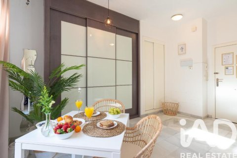 Huoneisto myytävänä Malaga, Espanja , 35 m2 No. 152986 - kuva 4