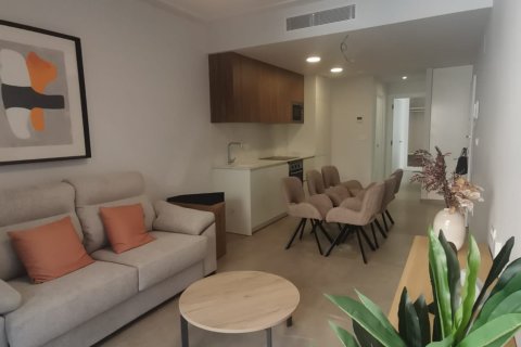 Продажа квартиры в Торревьеха, Аликанте, Испания 2 спальни, 60м2 №149723 - фото 3