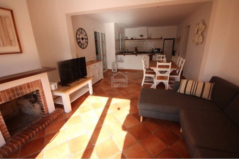 Villa en venta en Ciutadella De Menorca, Menorca, España 4 dormitorios, 163 m2 No. 149727 - foto 2