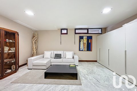 Talo myytävänä O Grove, Pontevedra, Espanja, 5 makuuhuonetta, 300 m2 No. 153151 - kuva 28