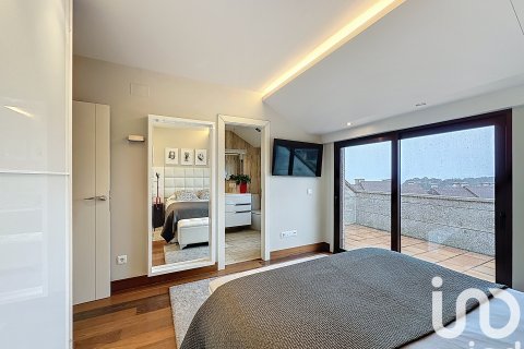 Talo myytävänä O Grove, Pontevedra, Espanja, 5 makuuhuonetta, 300 m2 No. 153151 - kuva 12