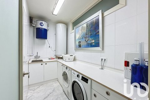 Talo myytävänä O Grove, Pontevedra, Espanja, 5 makuuhuonetta, 300 m2 No. 153151 - kuva 29