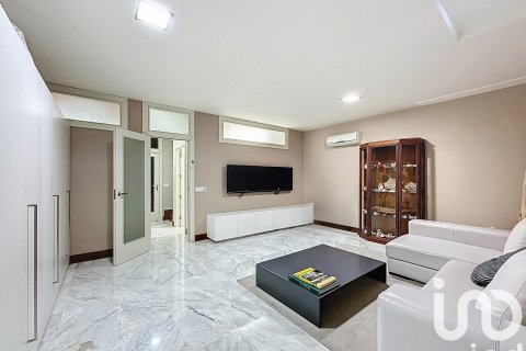 Talo myytävänä O Grove, Pontevedra, Espanja, 5 makuuhuonetta, 300 m2 No. 153151 - kuva 19