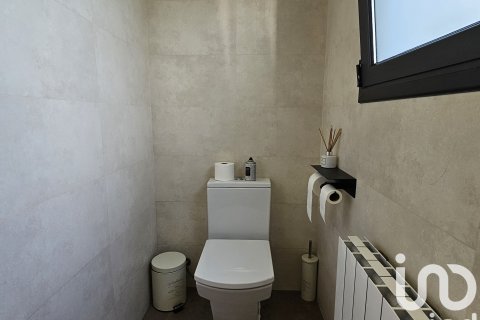 Radhus till salu i Sant Pere de Ribes, Barcelona, Spanien 4 sovrum, 323 kvm. Nr. 153152 - foto 10