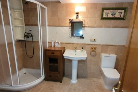 Hus till salu i Trabada, Lugo, Spanien 6 sovrum, 333 kvm. Nr. 153153 - foto 16