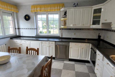 Hus till salu i Trabada, Lugo, Spanien 6 sovrum, 333 kvm. Nr. 153153 - foto 11