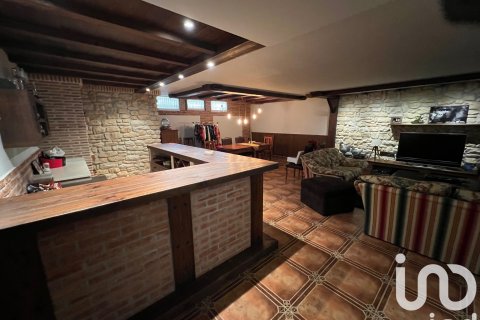 Huoneisto myytävänä Petrer, Alicante, Espanja, 3 makuuhuonetta, 388 m2 No. 153156 - kuva 5