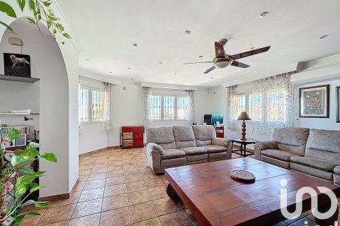 Продажа дома в Ринкон-де-ла-Виктория, Малага, Испания 7 спален, 426м2 №153154 - фото 6