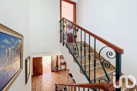 Продажа дома в Ринкон-де-ла-Виктория, Малага, Испания 7 спален, 426м2 №153154 - фото 28