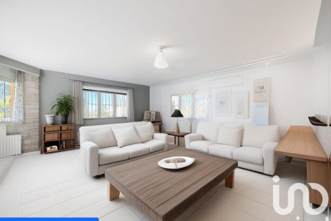 Продажа дома в Ринкон-де-ла-Виктория, Малага, Испания 7 спален, 426м2 №153154 - фото 7