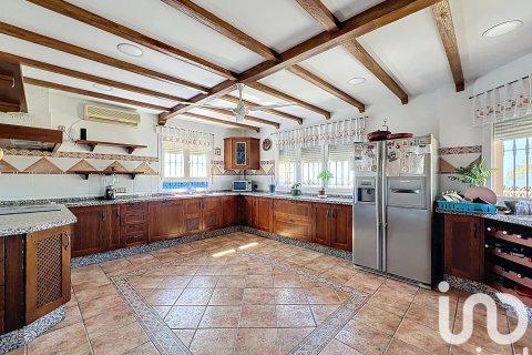 Продажа дома в Ринкон-де-ла-Виктория, Малага, Испания 7 спален, 426м2 №153154 - фото 3