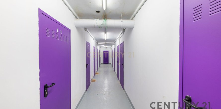 Retail store in Mataro, Barcelona, Spain 280 sq.m. No. 186345
