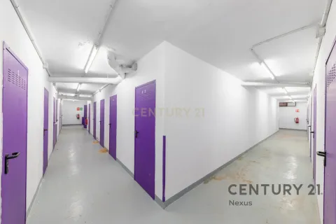 Retail store for sale in Mataro, Barcelona, Spain 280 sq.m. No. 186345 - photo 4