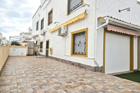 Townhouse for sale in La Florida, Alicante, Spain 6 bedrooms, 160 sq.m. No. 189702 - photo 21